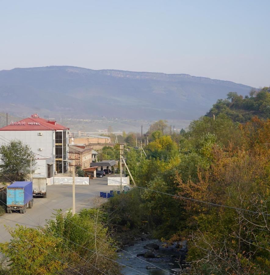 Syunik Hotel Kapan Extérieur photo